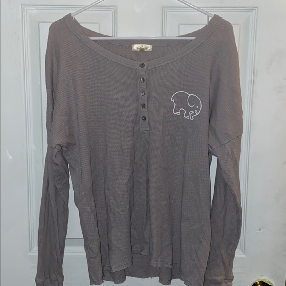 Grey long sleeve